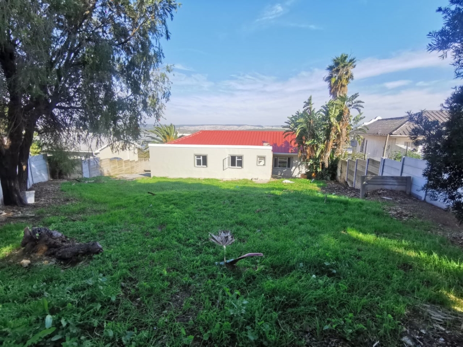 3 Bedroom Property for Sale in Van Riebeeck Hoogte Eastern Cape